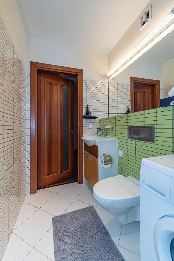 Panoramic City Centre Apartment By Polo Apartments Kaunas Exterior photo